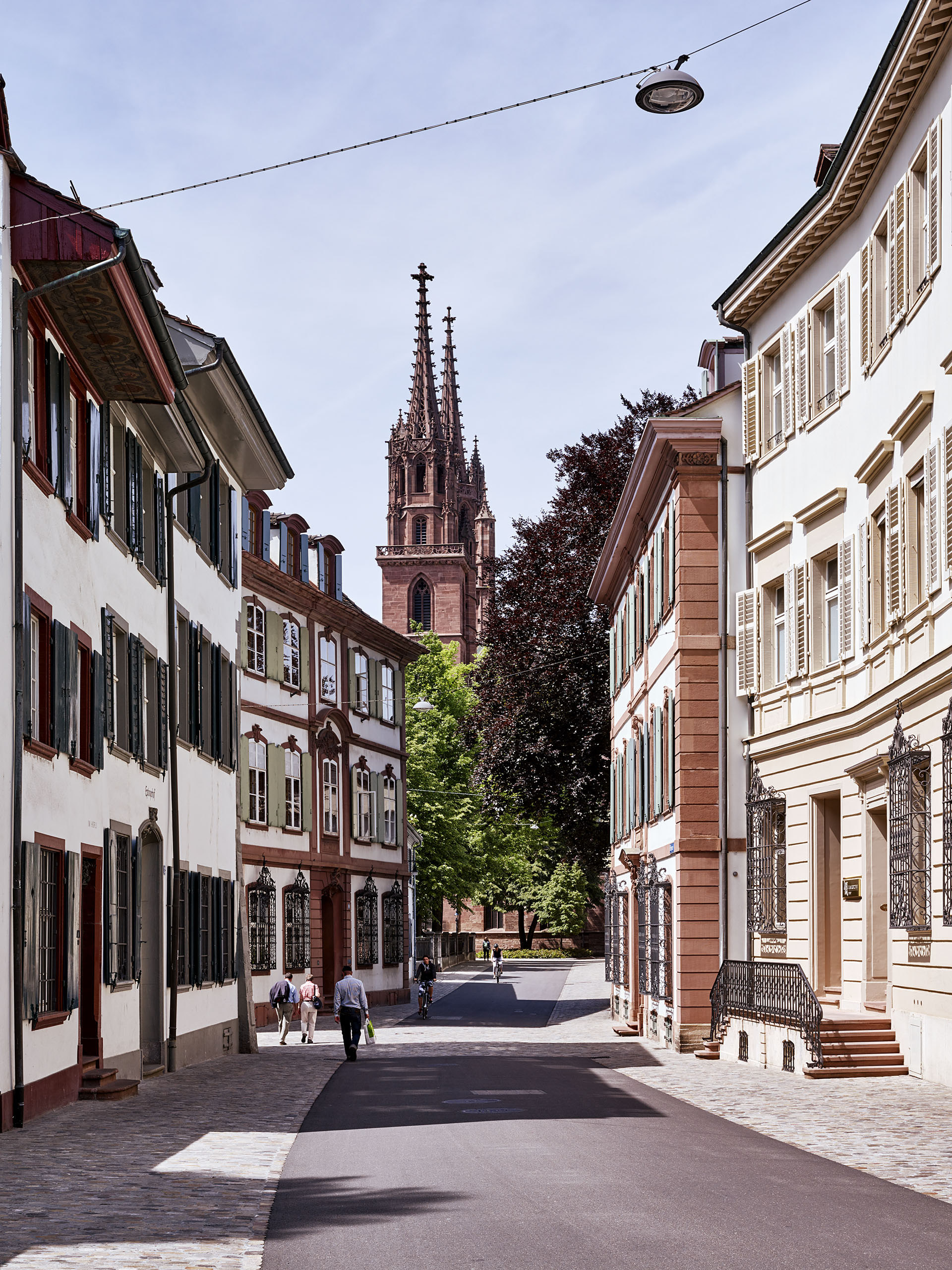 E12411 Alpa 050585 j2560